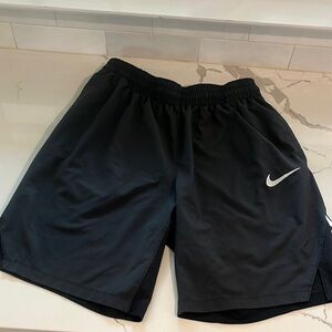 Nike Black Athletic Performance Shorts 7 inch